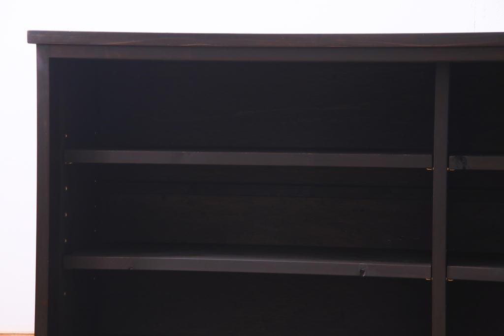 ラフジュ工房オリジナル　古建具リメイク　レトロな雰囲気がお洒落な収納棚(戸棚、リビングボード)