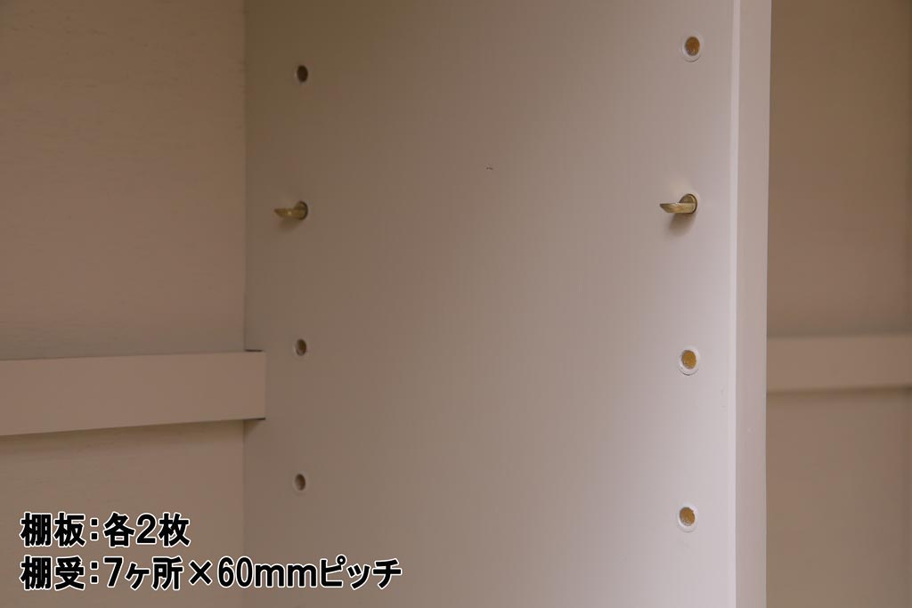 ペイント家具　古建具リメイク　モールガラス・ダイヤガラス　優しげであたたかみ感じる収納棚(ガラス戸棚、サイドボード)