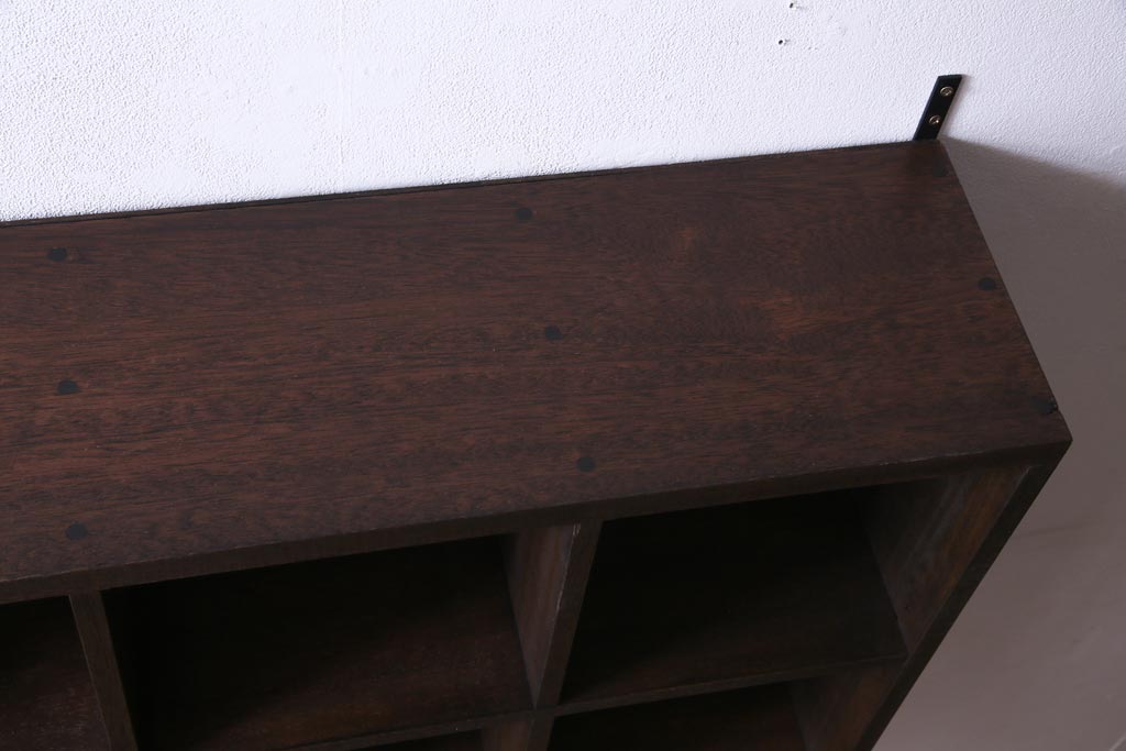 ラフジュ工房オリジナル　リメイク家具　3×4マス　収納しながらディスプレイも楽しめる壁掛けマス目棚((壁掛け収納棚、ウォールラック)(1)