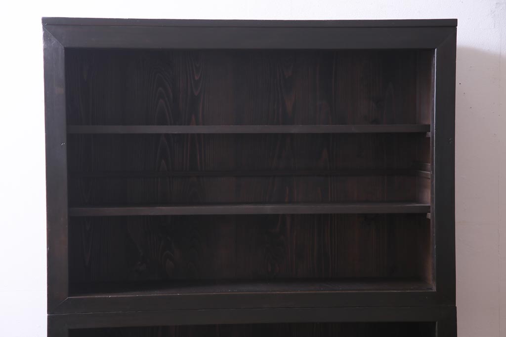アンティーク家具　和製アンティーク　ヒノキ材　近江産　貫禄ある佇まいが魅力の関西収納棚(重ね収納棚、水屋箪笥)