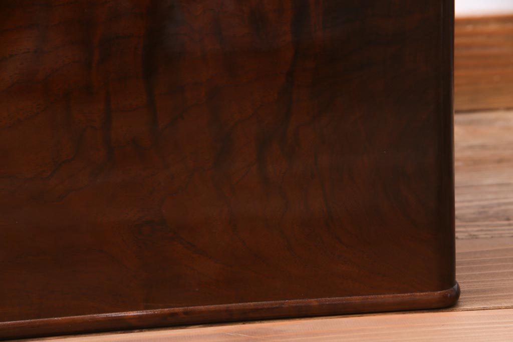 アンティーク雑貨　大正昭和初期　桑材　漆塗り　品の良い和の雰囲気漂う指物家具の角火鉢(手あぶり)