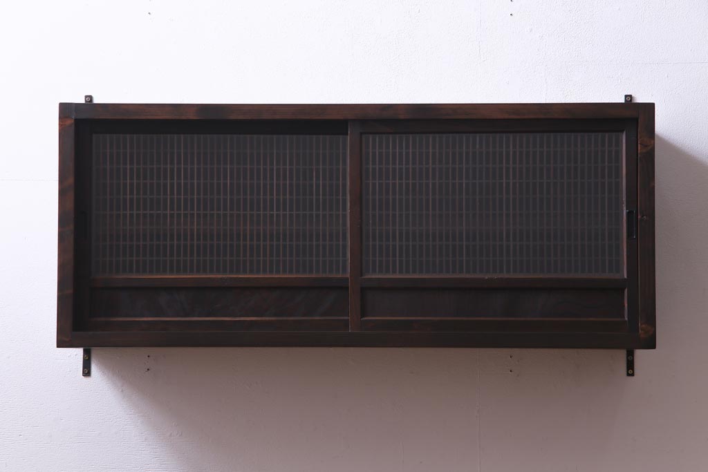ラフジュ工房オリジナル　味わい深い建具をリメイクした壁掛け戸棚(ウォールシェルフ、収納棚)(1)