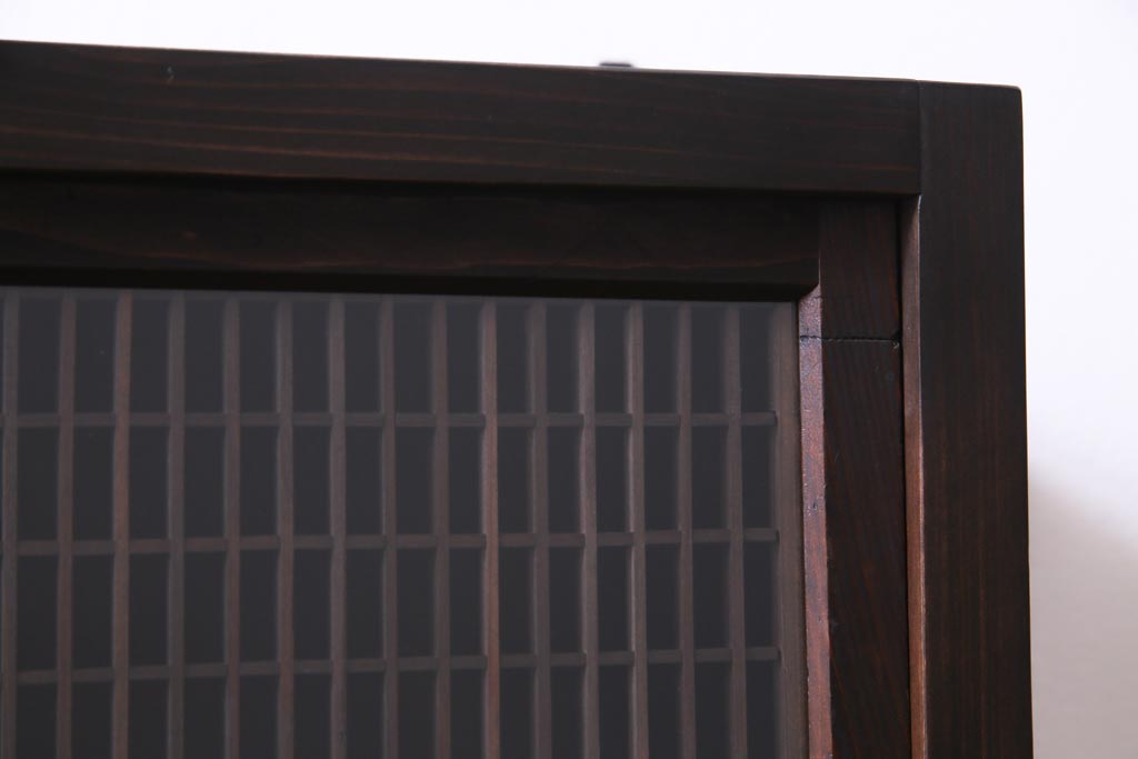 ラフジュ工房オリジナル　味わい深い建具をリメイクした壁掛け戸棚(ウォールシェルフ、収納棚)(2)