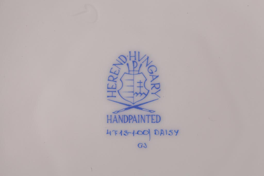 中古美品　HEREND HVNGARY(ヘレンド)　DAISY(デイジー)　カップ&ソーサー(洋食器)(定価約6万千円)