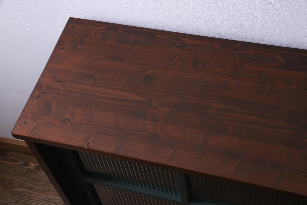 ラフジュ工房オリジナル　レトロな建具をリメイクした収納棚(戸棚、キャビネット)