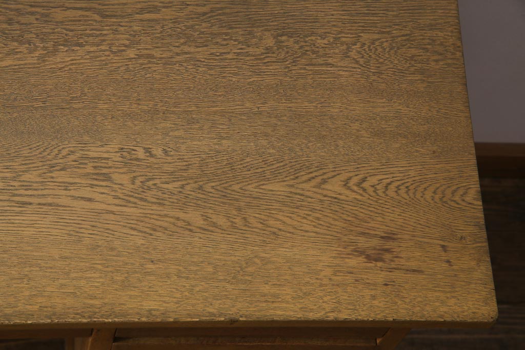 レトロ家具　昭和レトロ　ナラ材　渋みのある木の風合いがレトロな薄型片袖デスク(机、在宅ワーク、在宅用作業台、カウンターテーブル)