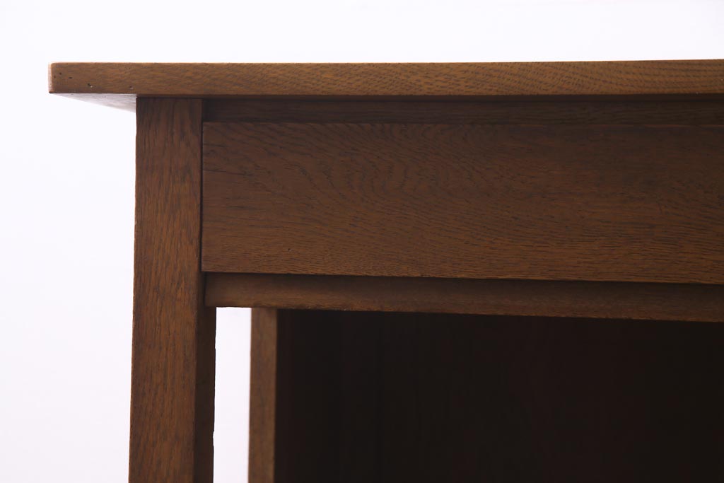 アンティーク家具　昭和中期　シンプルで懐かしい雰囲気の片袖デスク(机、在宅ワーク、在宅用カウンターテーブル、作業台)(1)