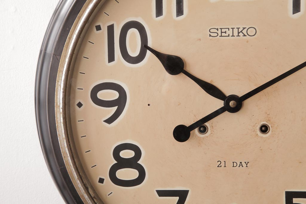 アンティーク雑貨　昭和レトロ　SEIKO(セイコー)　手巻き式　21DAY　丸型壁掛け時計(掛時計、柱時計)