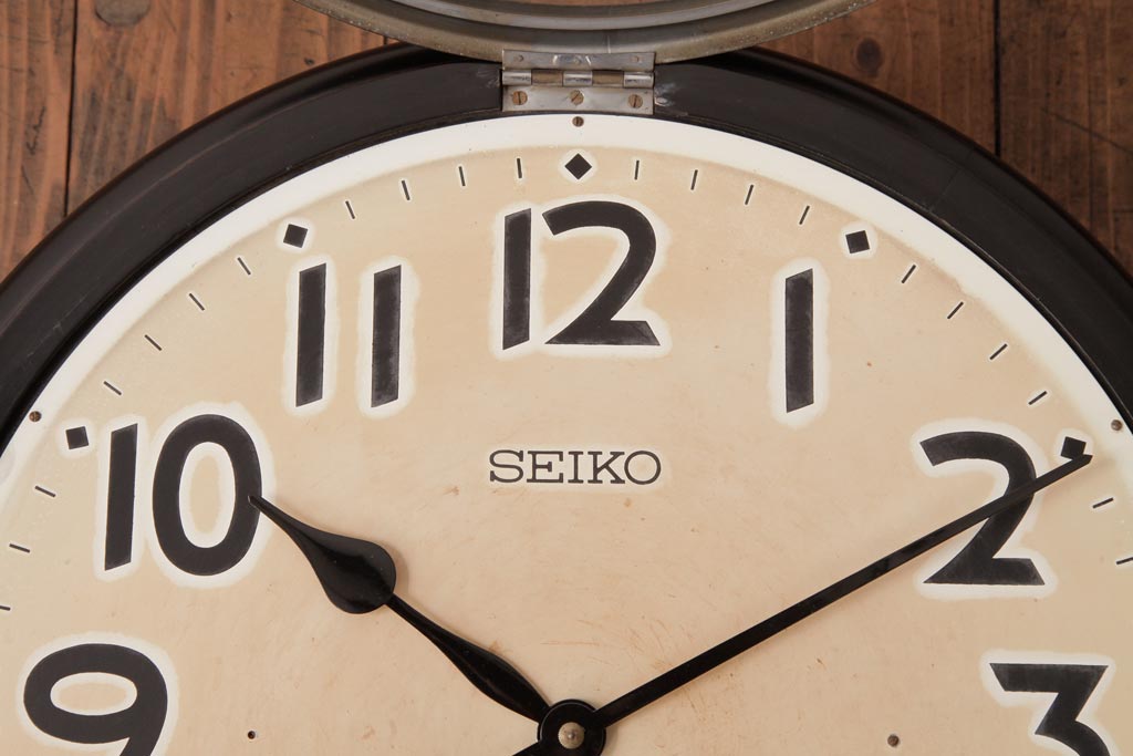 アンティーク雑貨　昭和レトロ　SEIKO(セイコー)　手巻き式　21DAY　丸型壁掛け時計(掛時計、柱時計)