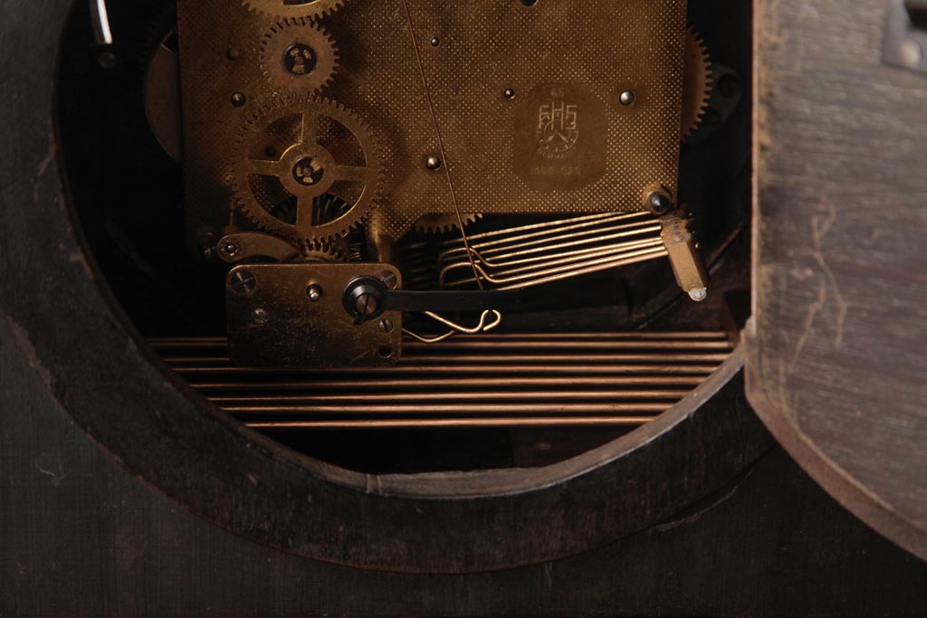 アンティーク雑貨　ジャンク品　ドイツ　Hermle(ヘルムレ)社　ゼンマイ式　高級感漂うシックな置き時計
