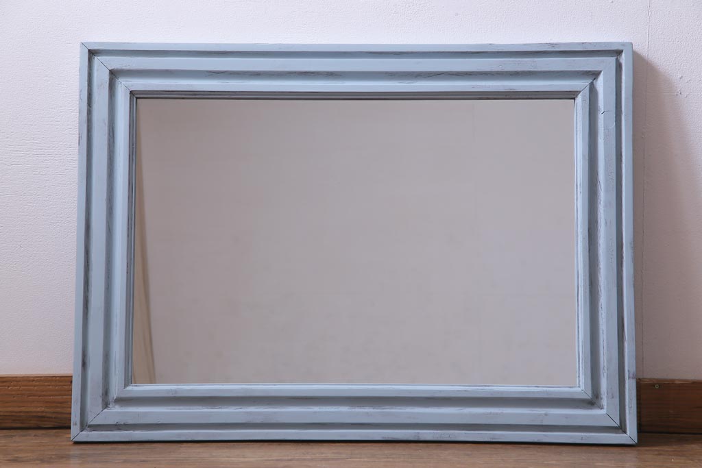 アンティーク雑貨　ラフジュ工房オリジナル　ペイント　淡いブルーが目を引くフレンチシャビーなウォールミラー(鏡)