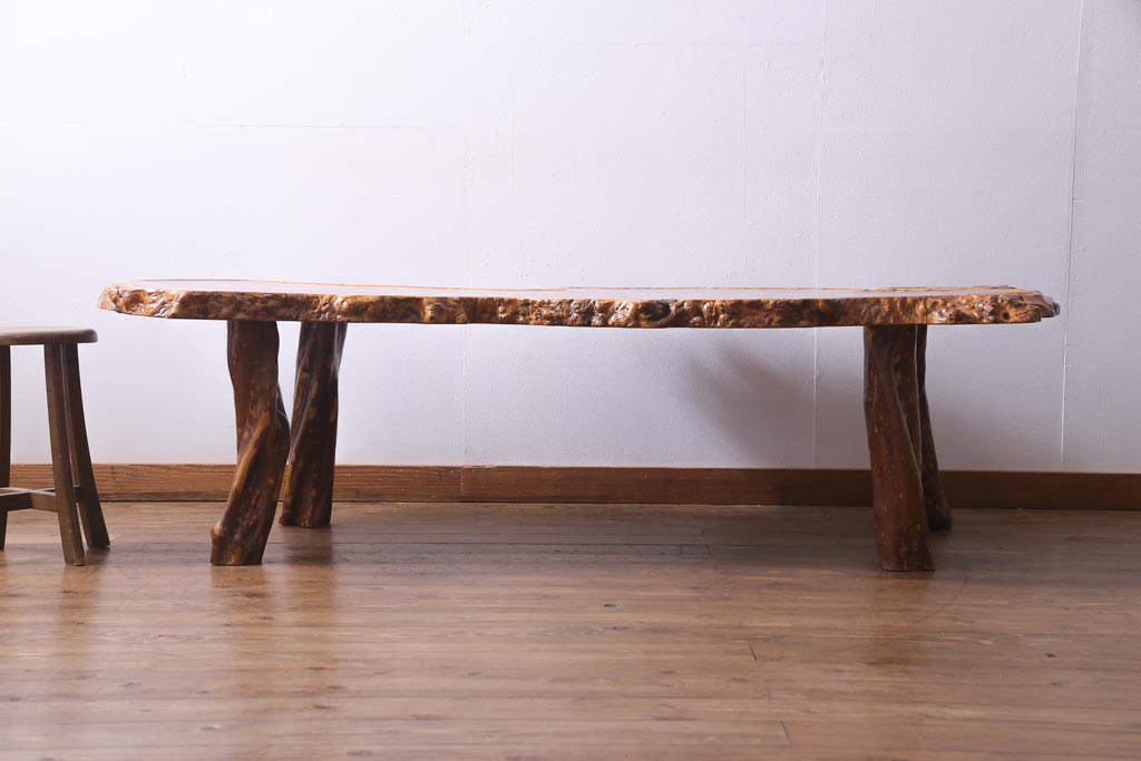 アンティーク家具　1980年頃　カリン材(花梨)鳥眼杢　一枚板　艶やかな濃淡のグラデーションが美しい座卓(センターテーブル)