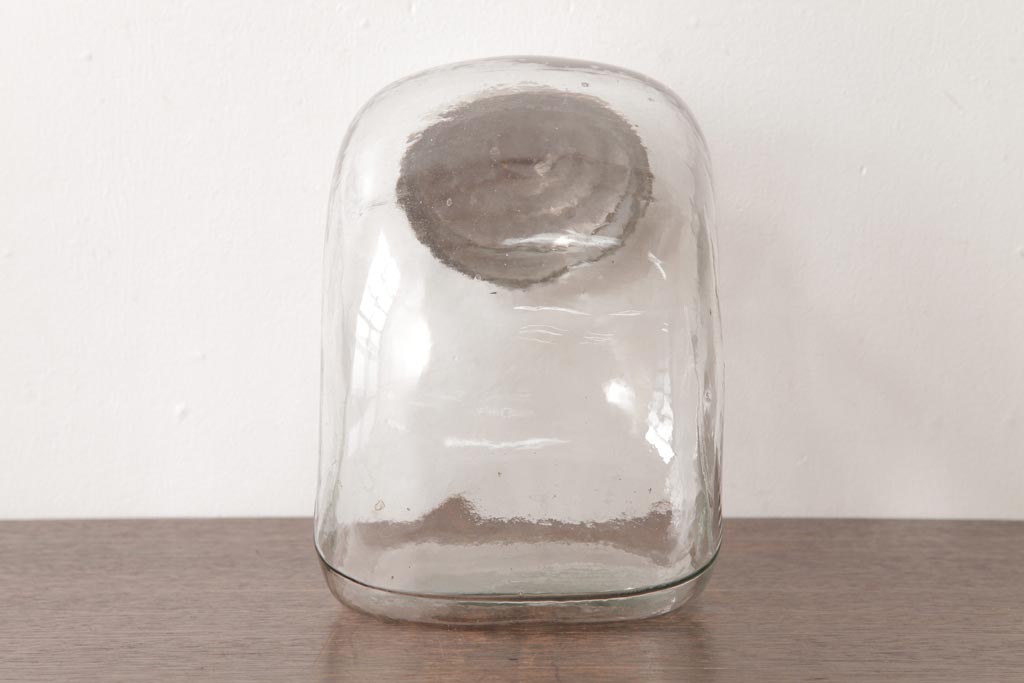 アンティーク雑貨　和製アンティーク　レトロなフォルムが可愛らしい蓋付き猫瓶(ガラス瓶)