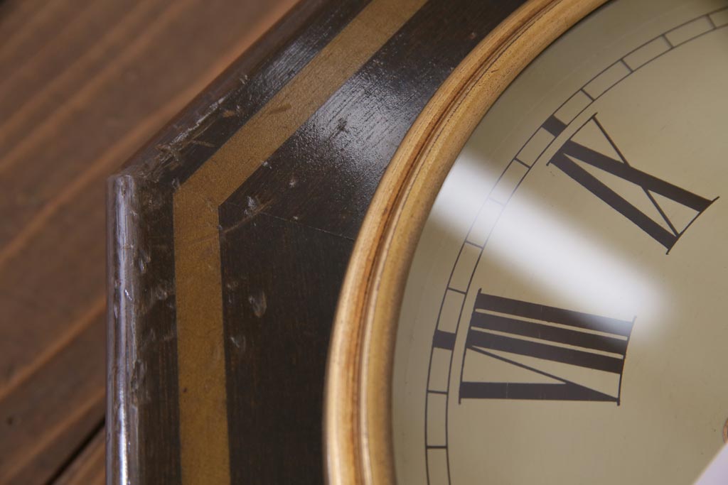 アンティーク雑貨　美品　手巻き　ゼンマイ式　31DAYS　ビンテージの八角柱時計(振り子時計、掛け時計)