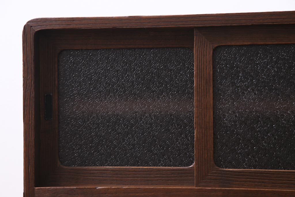 レトロ家具　昭和レトロ　桐材　丸みを帯びたフォルムのリメイクローボード(戸棚、テレビボード)
