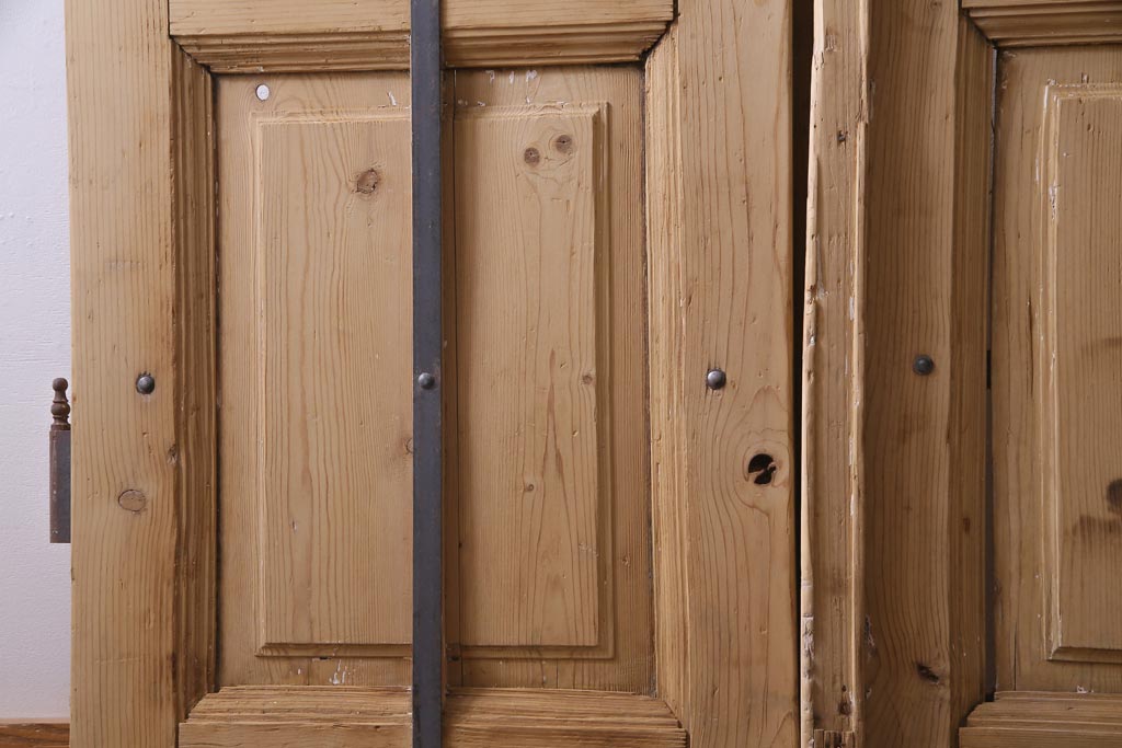フランスアンティーク　両開き　アイアングリルがおしゃれな木製2枚扉(ドア1対、建具)