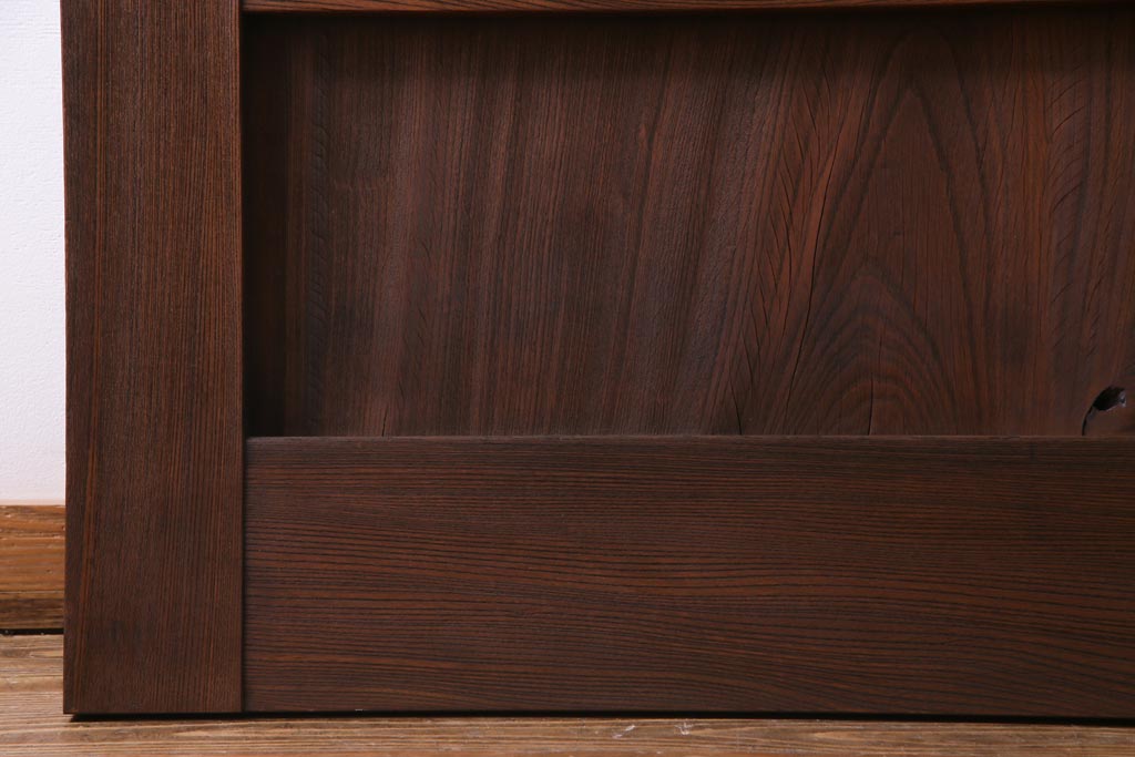 和製アンティーク　総ケヤキ材　ダイナミックな杢目を堪能できる木製戸(蔵戸、建具、玄関戸)(1)