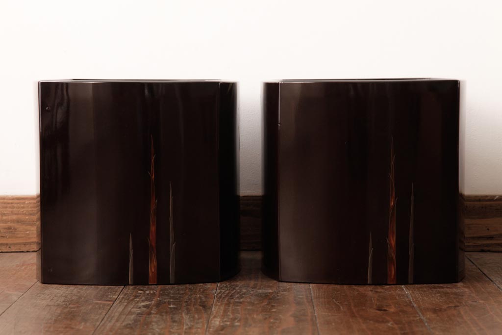 アンティーク雑貨　和製アンティーク　箱付き　漆塗り　わびさびを感じる竹模様の火鉢2個セット