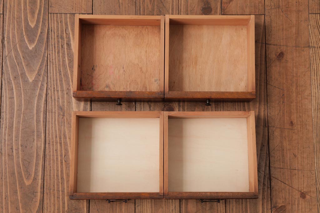 アンティーク家具　大正期　栓材　資料の整理にうってつけ!木の温もり溢れる書類棚(収納棚)