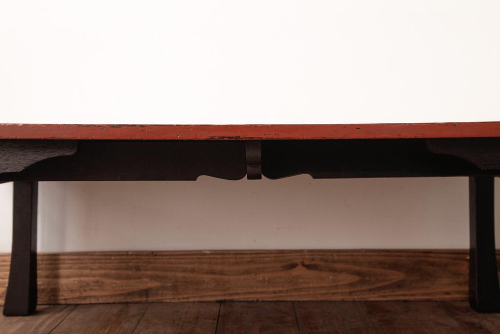 アンティーク家具　和製アンティーク　根来塗　折り畳み式　ひと味違った和の趣漂う文机(花台、ローテーブル)