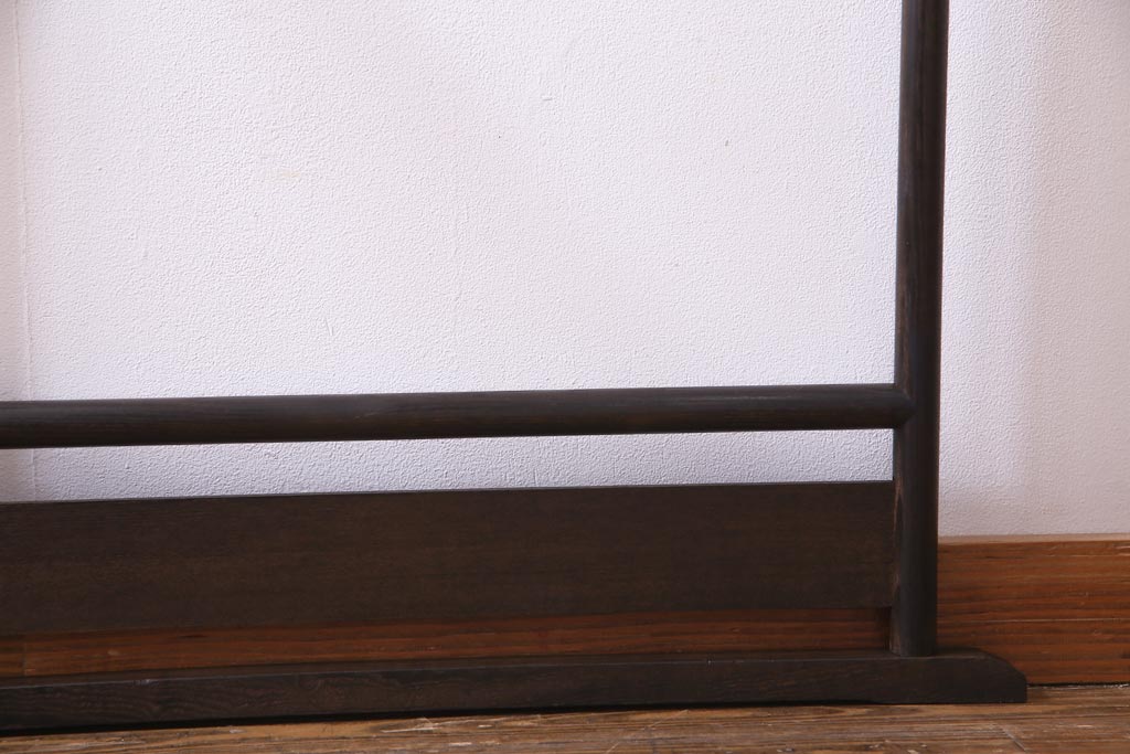 アンティーク雑貨　和製アンティーク　桑材の木味が魅力的な二つ折り衣桁