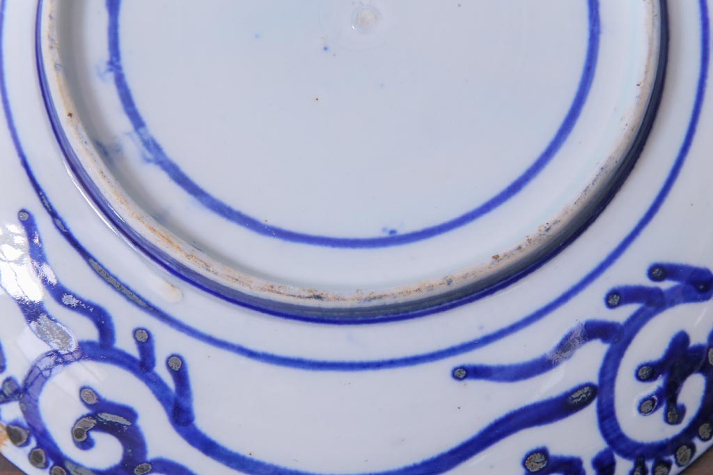 明治期　ベロ藍　紺青色が目を引く唐子文様の印判皿(中皿)(1)
