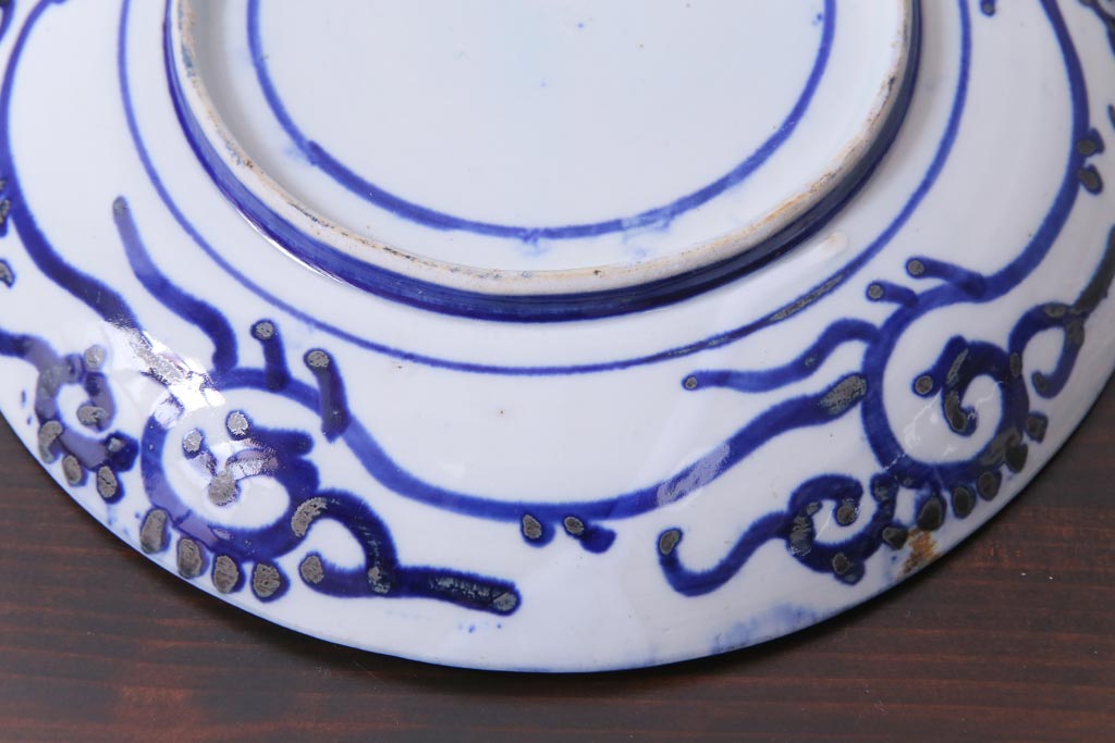 明治期　ベロ藍　紺青色が目を引く唐子文様の印判皿(中皿)(1)