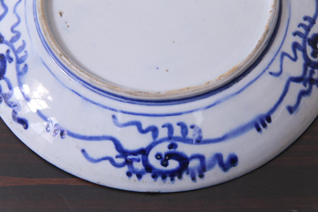 明治期　ベロ藍　紺青色が目を引く唐子文様の印判皿(中皿)(3)