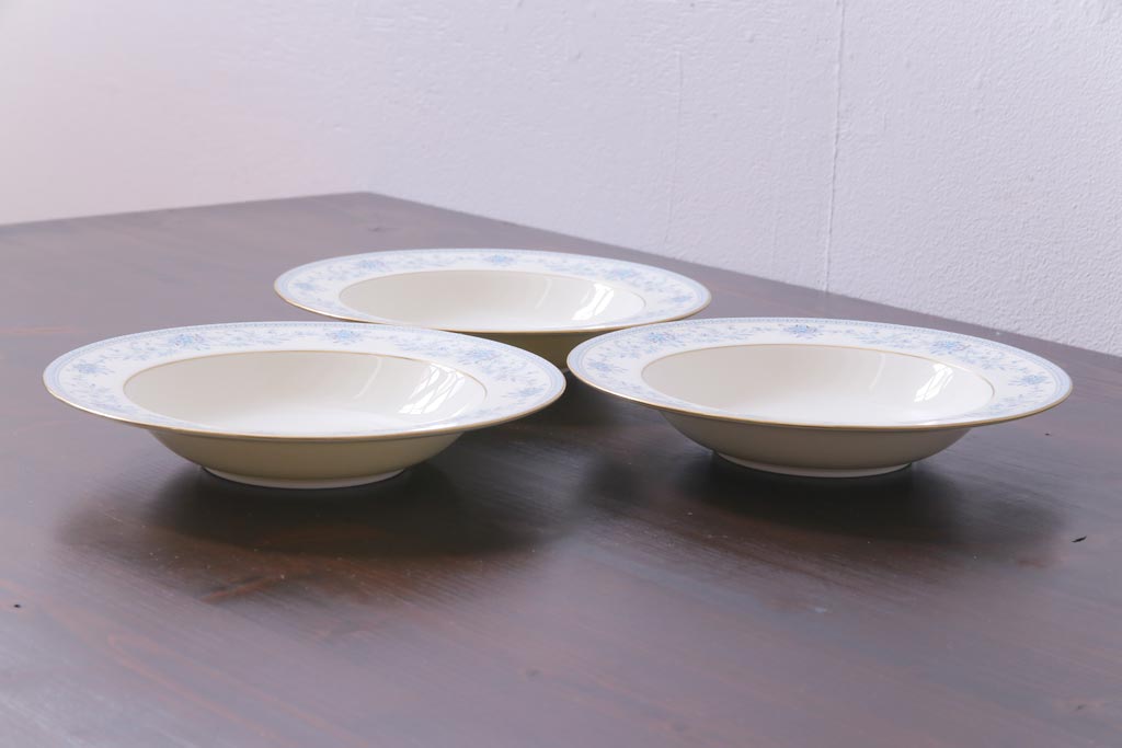中古　ノリタケ(Noritake)　ブルーヒル(廃盤)　淡いブルーの花柄が可憐なスープ皿3枚セット(洋食器)(1)