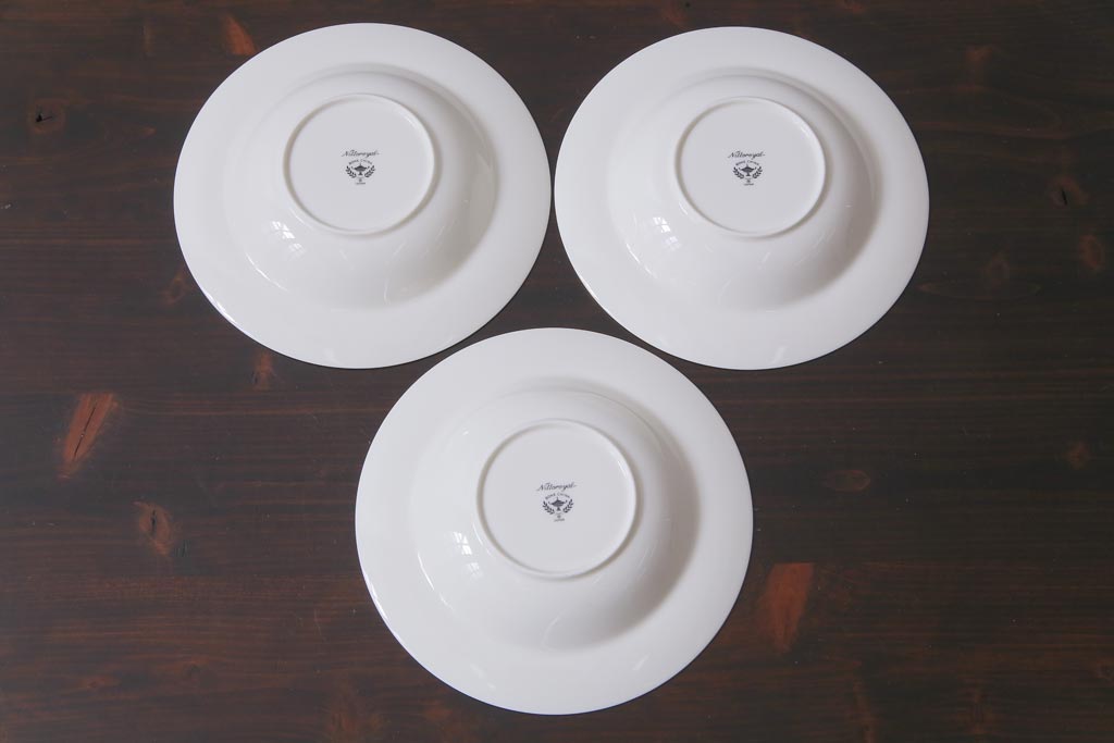 中古　ノリタケ(Noritake)　ブルーヒル(廃盤)　淡いブルーの花柄が可憐なスープ皿3枚セット(洋食器)(1)