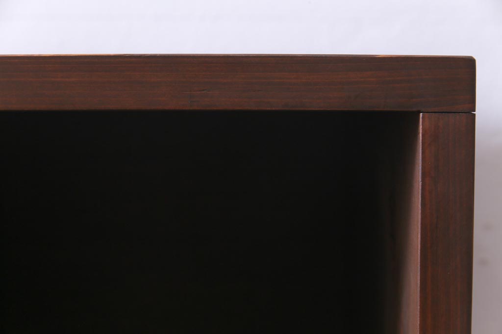ラフジュ工房オリジナル　古材リメイク　4×4マス　互い違いのパタパタ扉がお洒落な鉄脚付きマス目棚(収納棚)