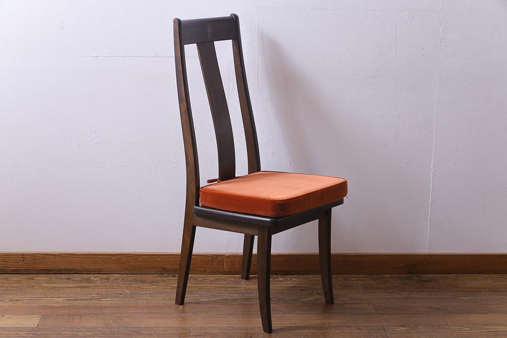 中古　民芸家具　洗練された大人の雰囲気が漂うチェア(椅子、ダイニングチェア)
