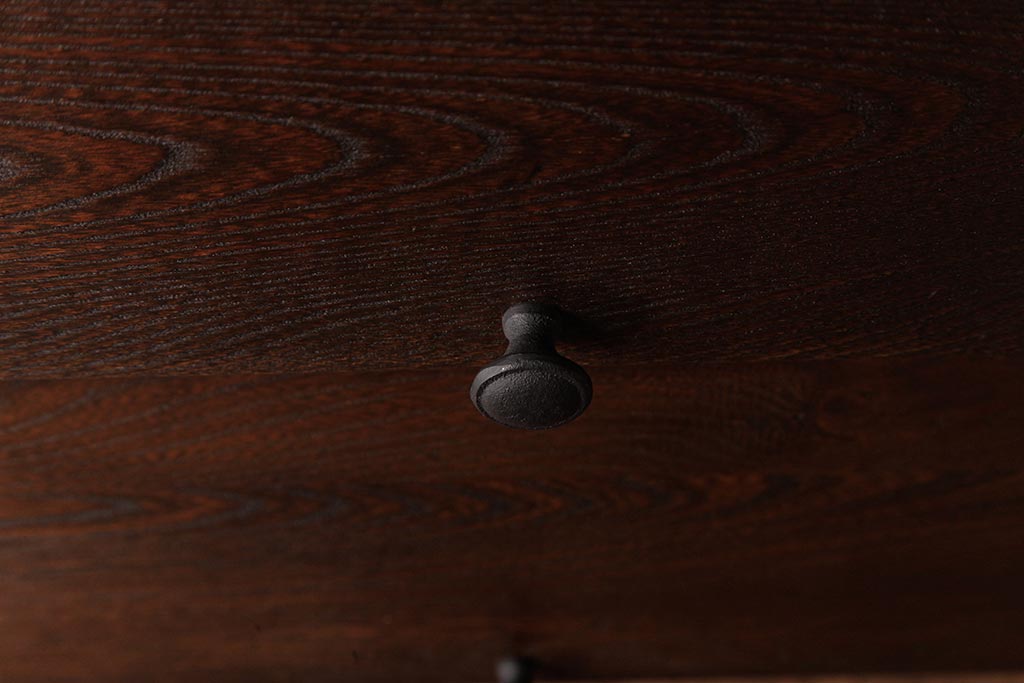 ラフジュ工房オリジナル　古い木の味わいが楽しめるパタパタ扉の壁掛け収納棚(ウォールシェルフ)(2)