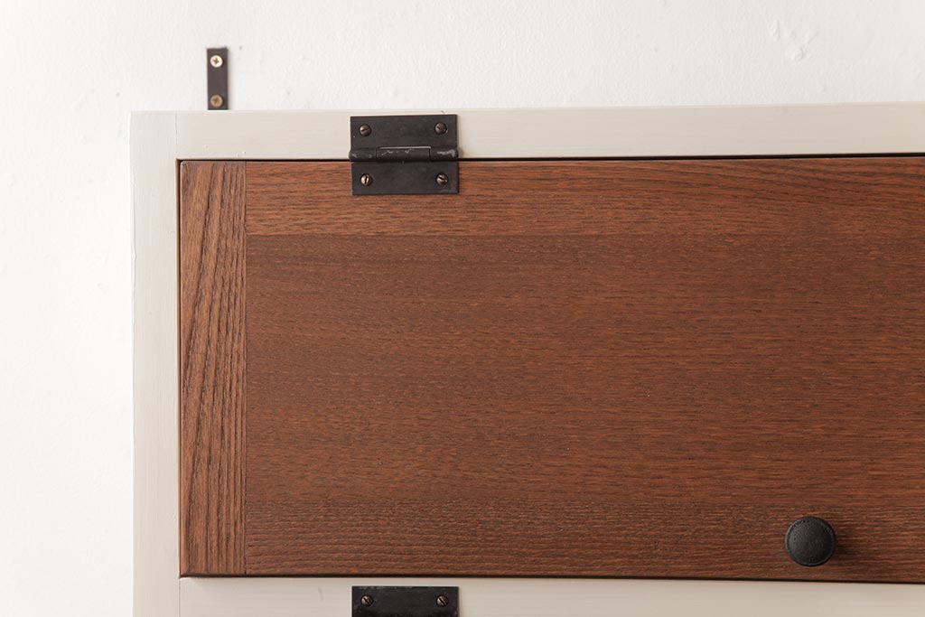 ラフジュ工房オリジナル　ペイント　コントラストがおしゃれなパタパタ扉の壁掛け収納棚(ウォールシェルフ)(2)