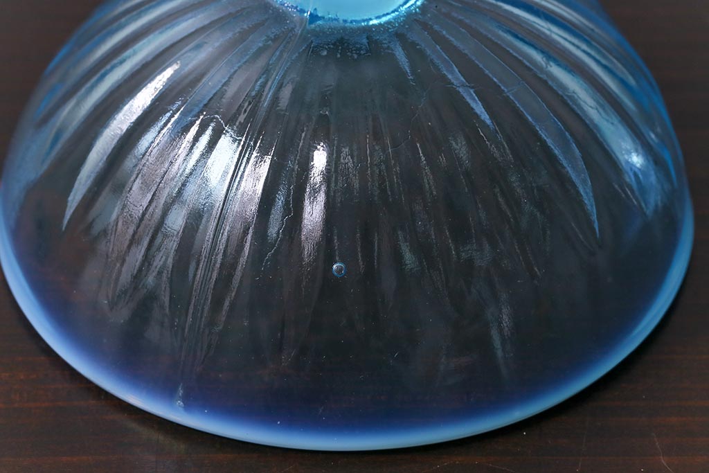 アンティーク雑貨　昭和レトロ　爽やかな色味の乳白暈し氷コップ2個セット(プレスガラス)(1)