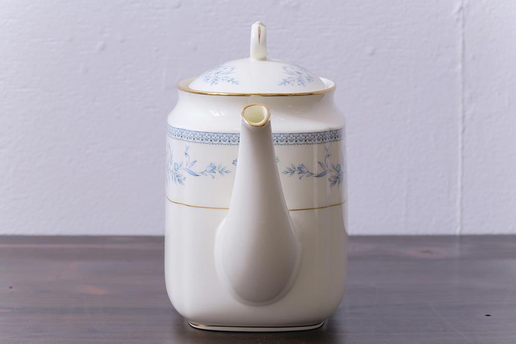 中古　ノリタケ(日陶、Noritake)　ブルーヒル(廃盤)　ティーポット&シュガーポットセット(洋食器)