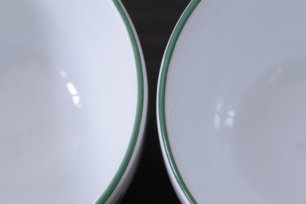 イギリス　ROYAL WORCESTER(ロイヤル ウースター)　HERBS(ハーブス)　カップ&ソーサー2客セット(1)