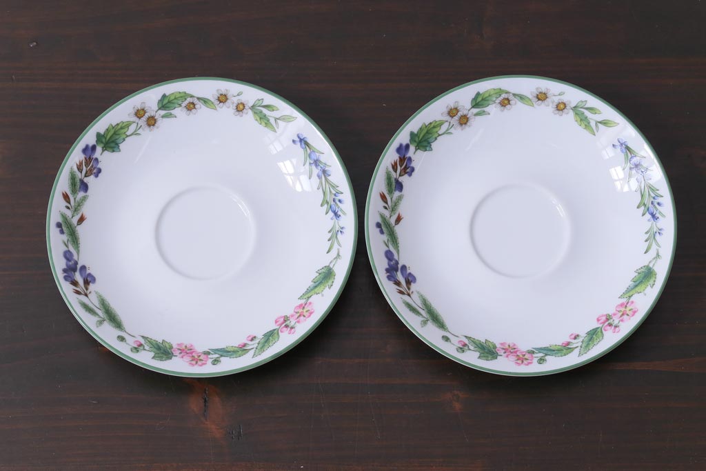 イギリス　ROYAL WORCESTER(ロイヤル ウースター)　HERBS(ハーブス)　カップ&ソーサー2客セット(1)