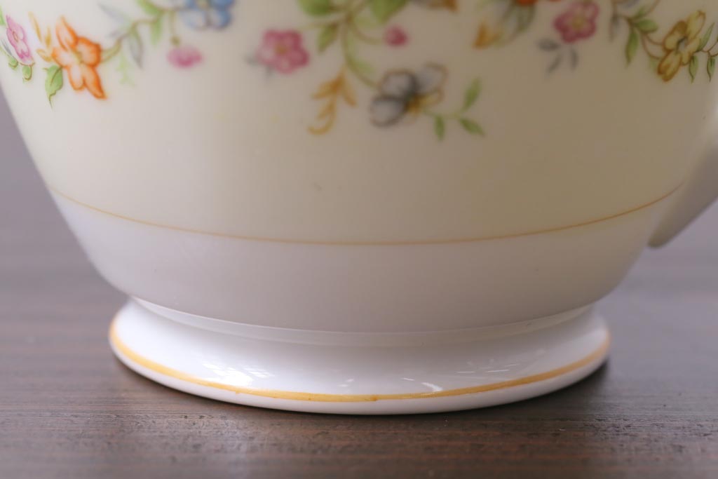 中古　ノリタケ(Noritake)　月桂樹-マルキ印　彩色ゆたかな上品なカップ&ソーサー2客セット(洋食器)