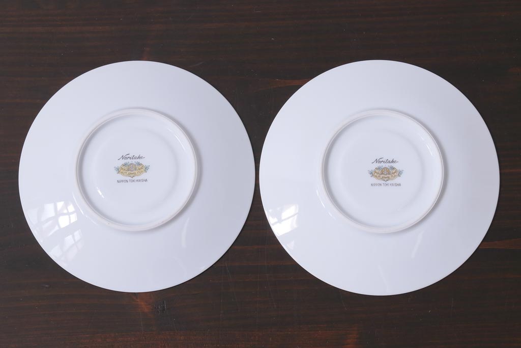 中古　ノリタケ(Noritake)　月桂樹-マルキ印　彩色ゆたかな上品なカップ&ソーサー2客セット(洋食器)