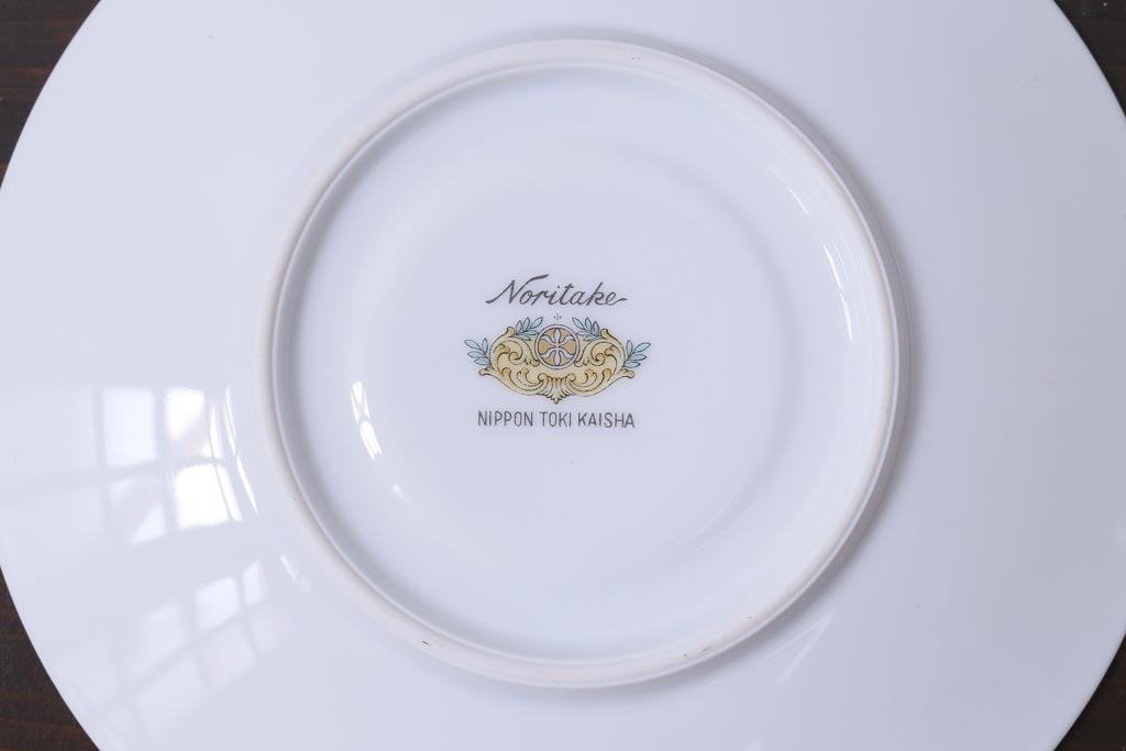 中古　ノリタケ(Noritake)　月桂樹-マルキ印　彩色ゆたかな上品なカップ&ソーサー2客セット(洋食器)