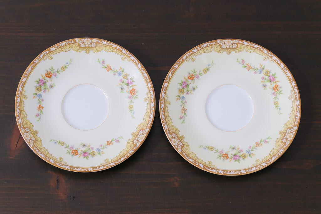 中古　ノリタケ(Noritake)　月桂樹-マルキ印　彩色ゆたかな上品なカップ&ソーサー2客セット(洋食器)(1)