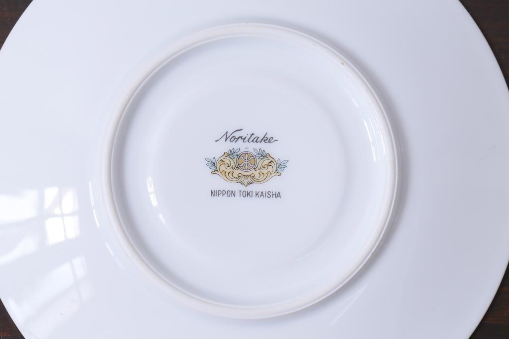 中古　ノリタケ(Noritake)　月桂樹-マルキ印　彩色ゆたかな上品なカップ&ソーサー2客セット(洋食器)(1)