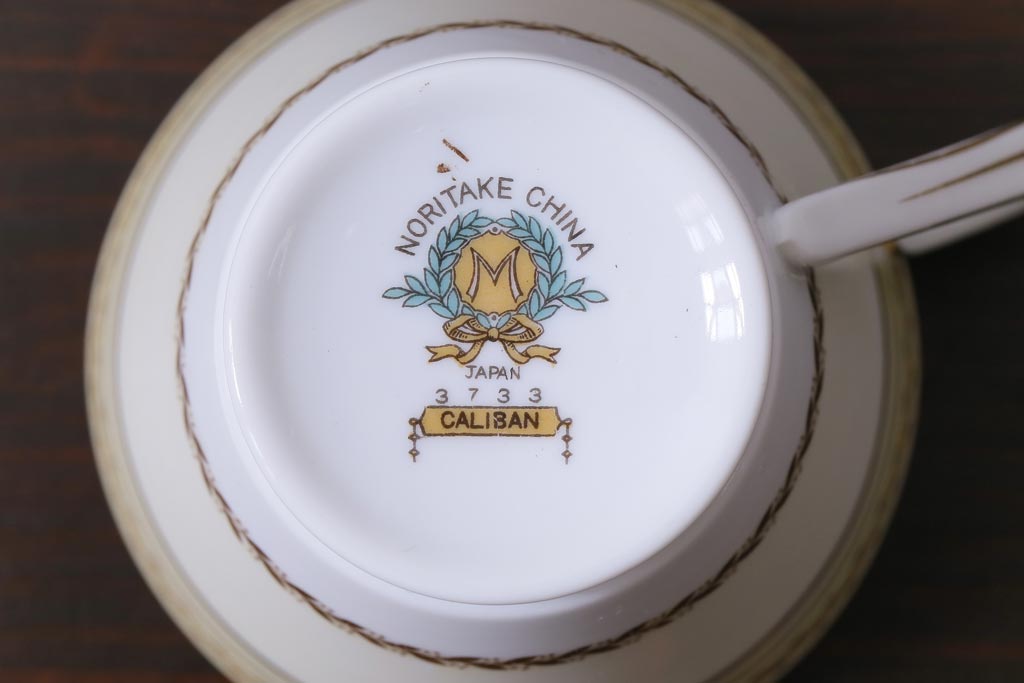 中古　オールドノリタケ(Noritake、則武)　月桂樹-М　CALIBAN　品のあるデザインが素敵なカップ&ソーサー2客セット(洋食器)