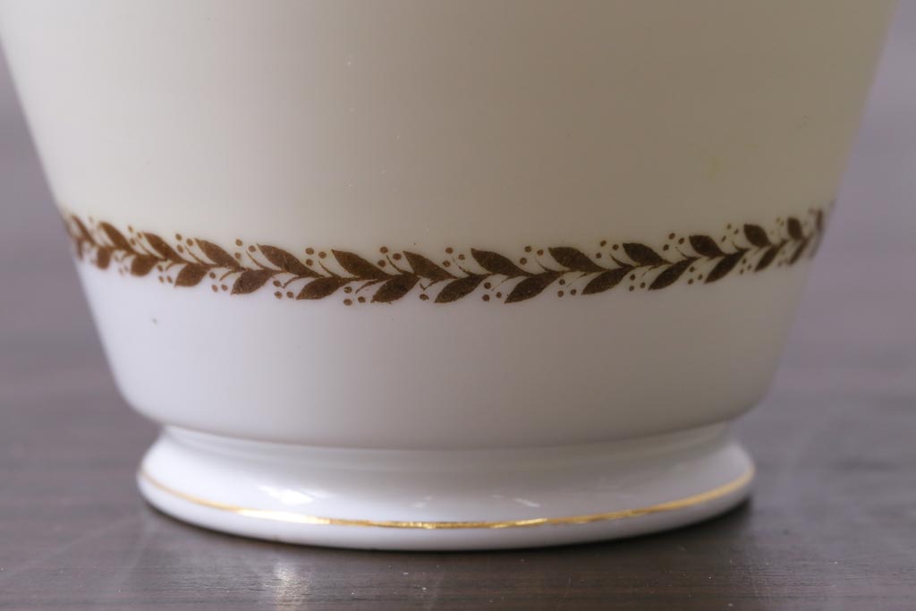 中古　オールドノリタケ(Noritake、則武)　月桂樹-М　CALIBAN　品のあるデザインが素敵なカップ&ソーサー2客セット(洋食器)(1)