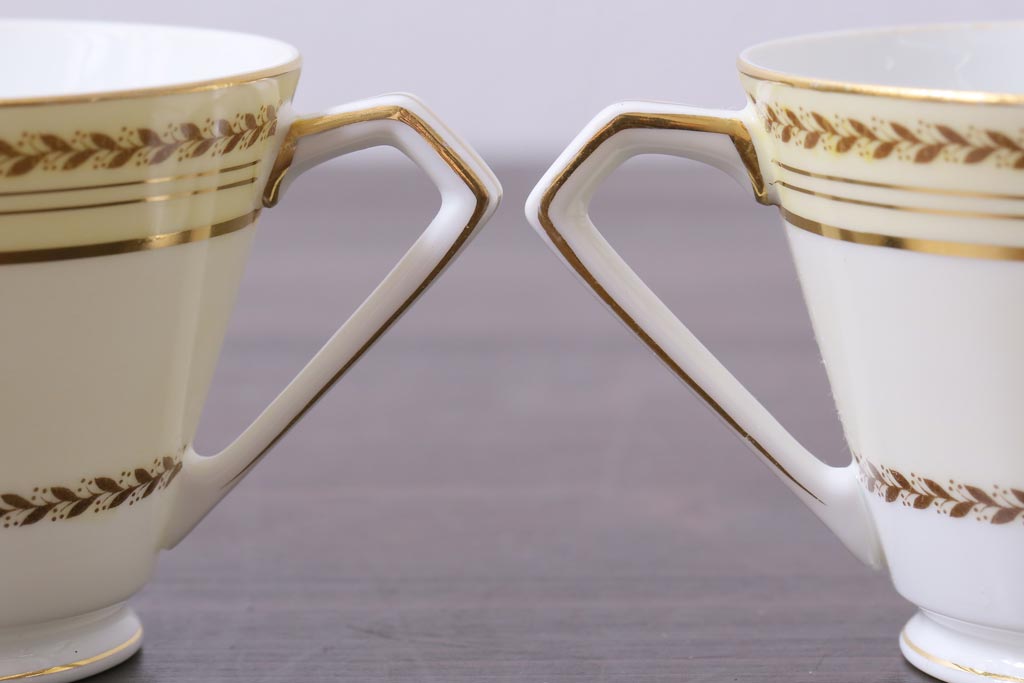 中古　オールドノリタケ(Noritake、則武)　月桂樹-М　CALIBAN　品のあるデザインが素敵なカップ&ソーサー2客セット(洋食器)(1)