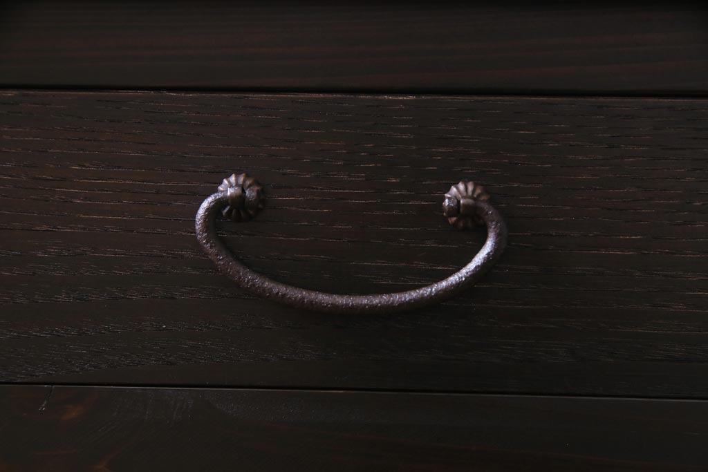 ラフジュ工房オリジナル　古建具リメイク　趣ある透かし彫りが和の風情感じる引き出し付きローボード(戸棚、収納棚、テレビボード)
