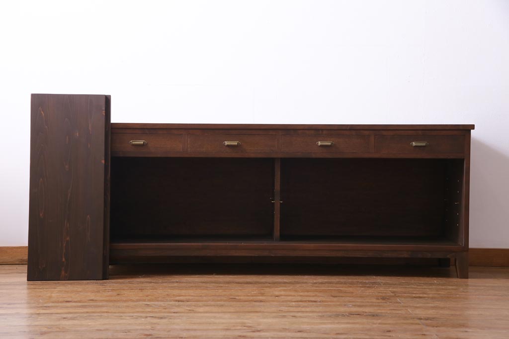 ラフジュ工房オリジナル　古い建具の枠が味わい深い横長のリビングボード(収納棚、戸棚)