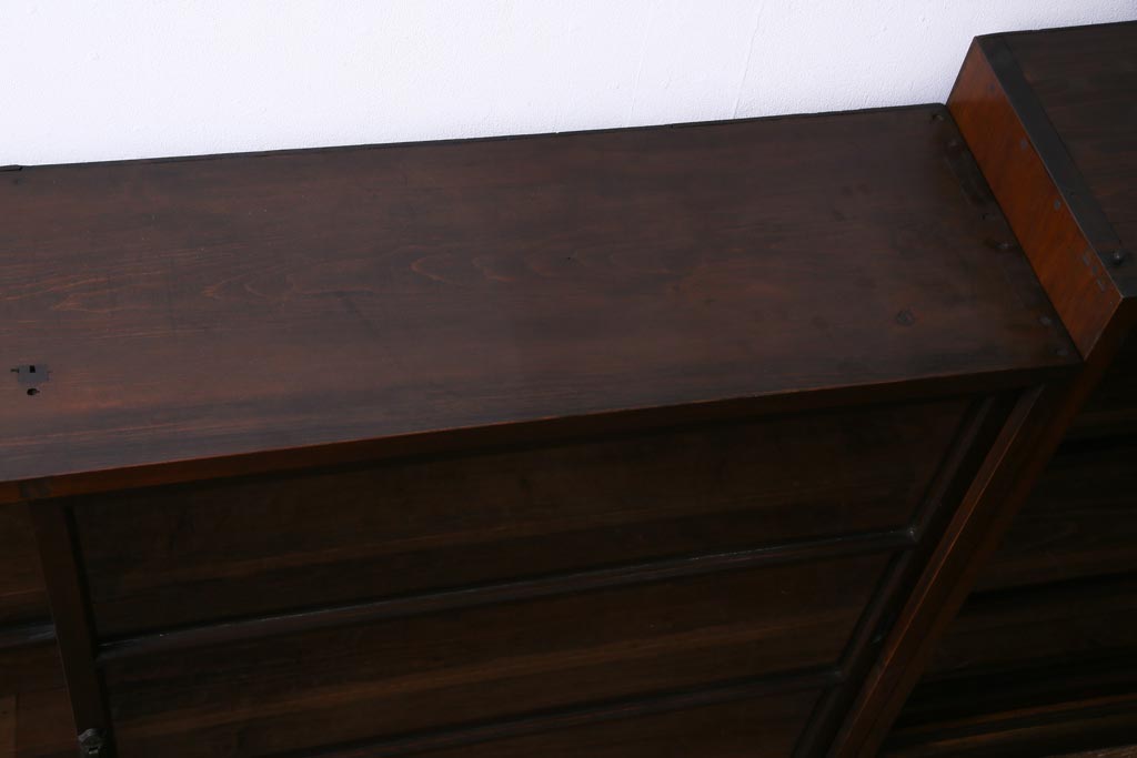 アンティーク家具　大正昭和期　シンプルで使い勝手の良い2段重ね収納棚(飾り棚、ガラス戸棚、本箱)(1)
