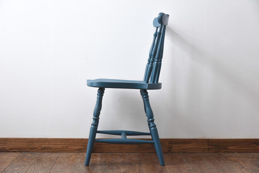 中古　松本民芸家具　フレンチスタイルにも似合う当店ペイントのSP型スピンドルチェア(ワークチェア、椅子)